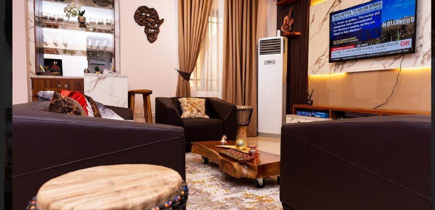 6 bedroom duplex apartment
