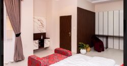 6 bedroom duplex apartment