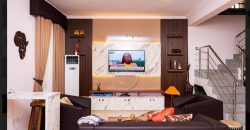 6 bedroom duplex apartment